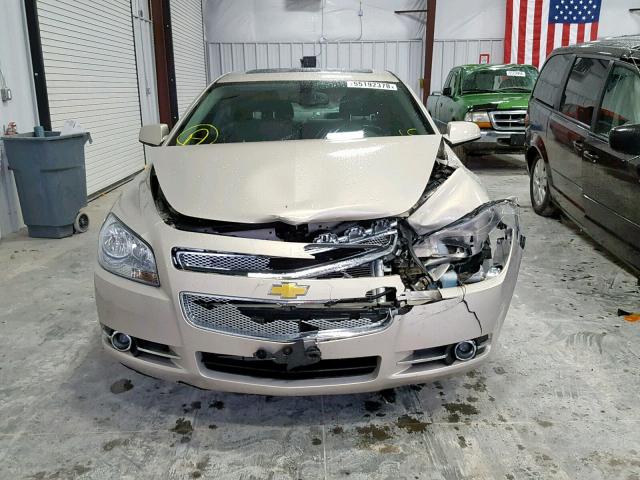 1G1ZE5E16BF387735 - 2011 CHEVROLET MALIBU LTZ თაფლისფერი ფოტო 9