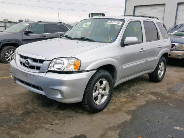 4F2CZ96125KM25173 - 2005 MAZDA TRIBUTE S SILVER photo 2