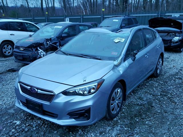 4S3GTAA66J3720336 - 2018 SUBARU IMPREZA SILVER photo 2