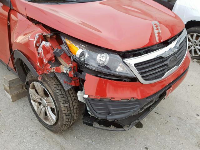 KNDPB3A24C7196093 - 2012 KIA SPORTAGE B RED photo 9