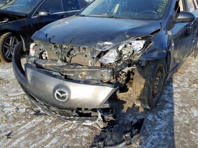 JM1BL1L78D1837819 - 2013 MAZDA 3 I GRAY photo 9