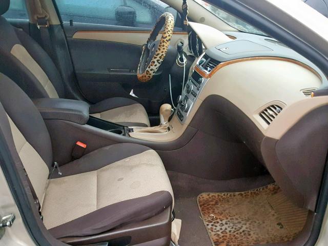 1G1ZC5E10BF239246 - 2011 CHEVROLET MALIBU 1LT 金色 照片 5