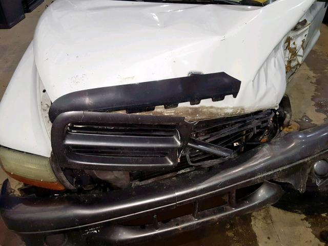 1B7GG12X12S641594 - 2002 DODGE DAKOTA BAS WHITE photo 7