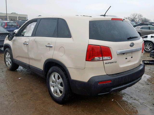 5XYKT4A18BG060698 - 2011 KIA SORENTO BA TAN photo 3