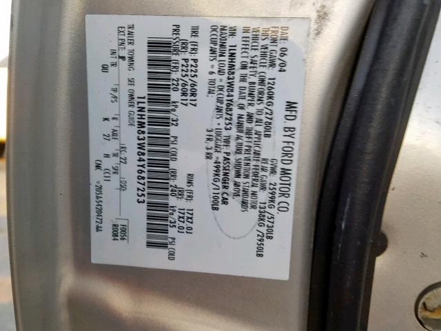 1LNHM83W84Y687253 - 2004 LINCOLN TOWN CAR U GRAY photo 10