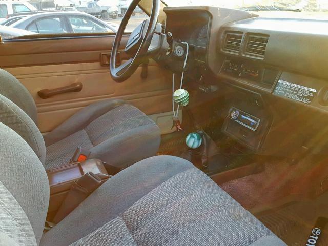 JT4RN61D7F5098369 - 1985 TOYOTA 4RUNNER RN TAN photo 5