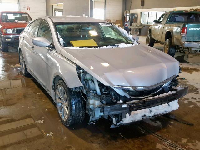 5NPEC4AC6CH413903 - 2012 HYUNDAI SONATA SE SILVER photo 1