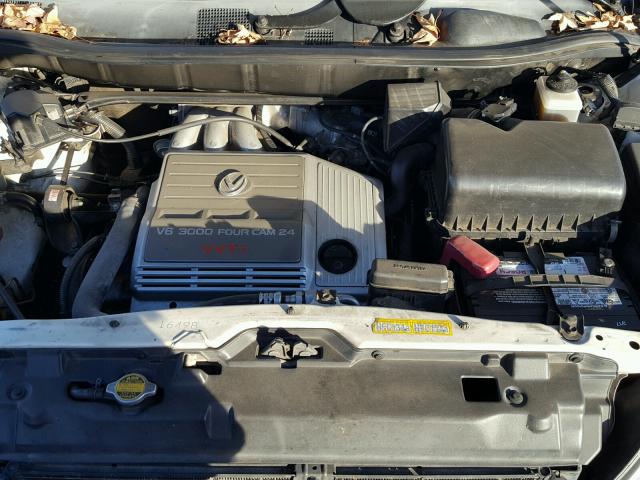 JT6HF10U1Y0165083 - 2000 LEXUS RX 300 WHITE photo 7