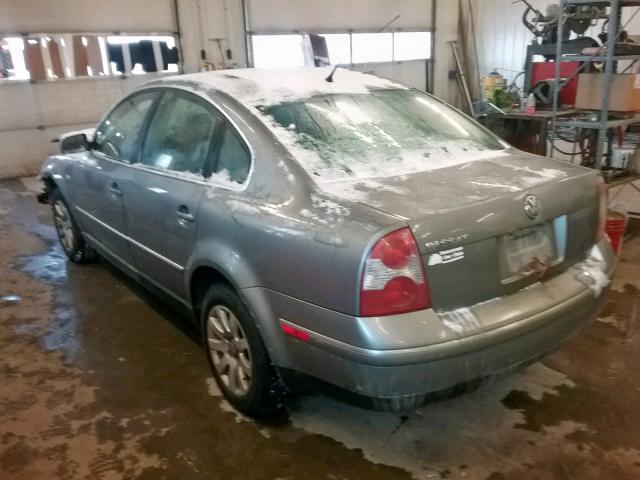 WVWPD63BX2P349700 - 2002 VOLKSWAGEN PASSAT GLS GRAY photo 3