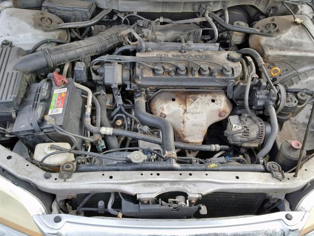 1HGCF86641A112917 - 2001 HONDA ACCORD VAL SILVER photo 7