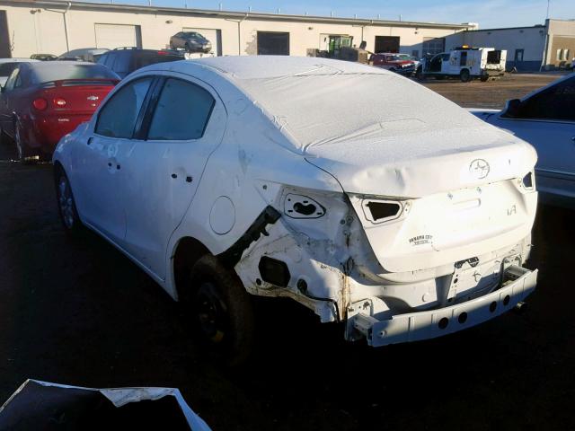 3MYDLBZV4GY142646 - 2016 TOYOTA SCION IA WHITE photo 3