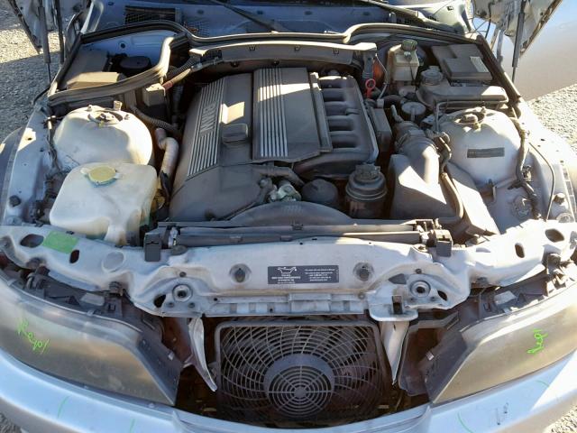 4USCH9341YLG02289 - 2000 BMW Z3 2.3 SILVER photo 7