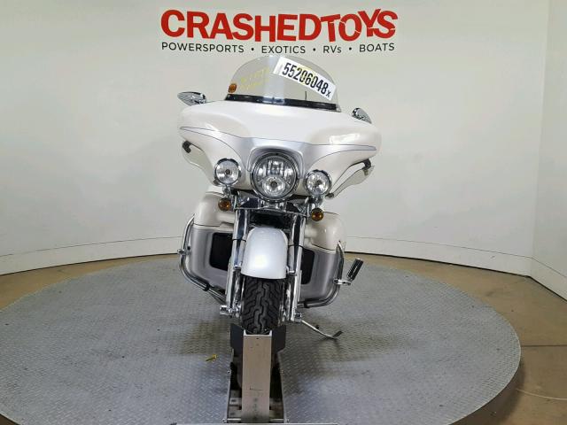 1HD1PR8198Y951536 - 2008 HARLEY-DAVIDSON FLHTCUSE3 CREAM photo 3