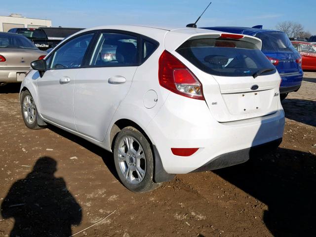 3FADP4EJ6FM132990 - 2015 FORD FIESTA SE WHITE photo 3