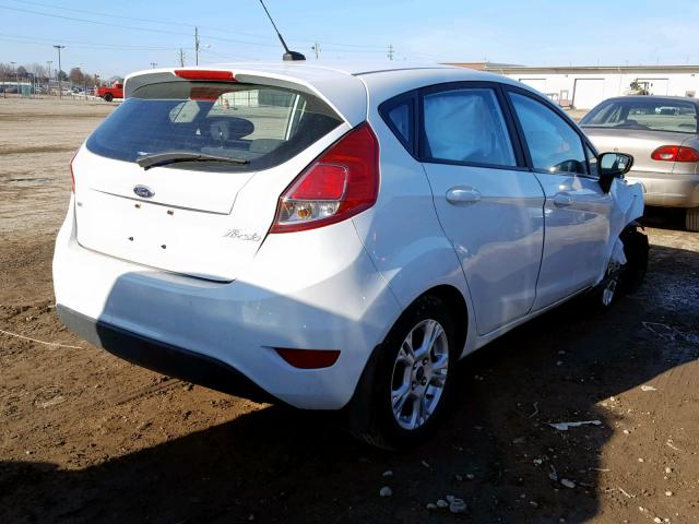 3FADP4EJ6FM132990 - 2015 FORD FIESTA SE WHITE photo 4