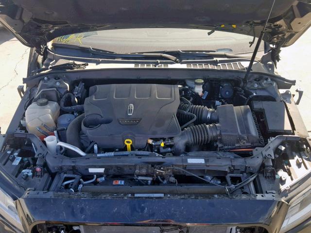 1LN6L9NC1H5627194 - 2017 LINCOLN CONTINENTA Czarny zdjęcie 7