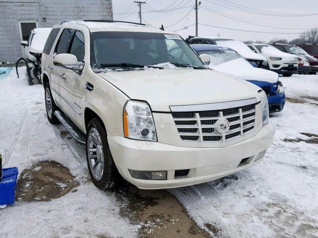 1GYUKBEF4AR120556 - 2010 CADILLAC ESCALADE L WHITE photo 1