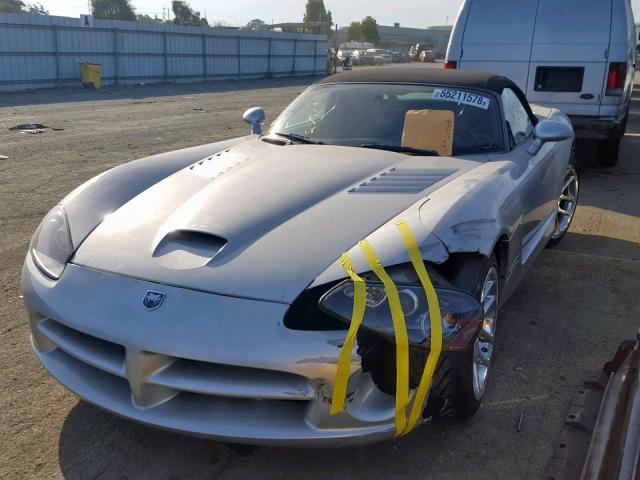 1B3JZ65Z05V500434 - 2005 DODGE VIPER SRT- SILVER photo 2