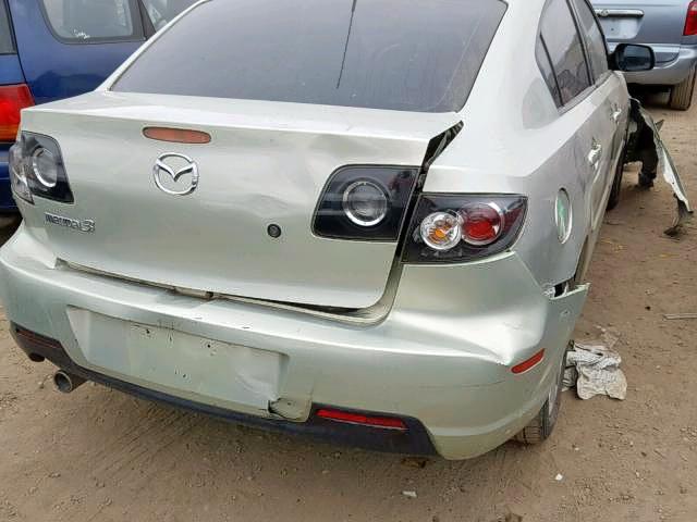 JM1BK324381171691 - 2008 MAZDA 3 S GREEN photo 9