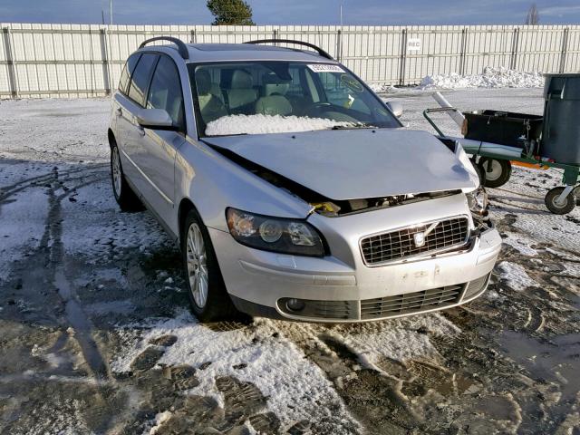 YV1MJ682852074702 - 2005 VOLVO V50 T5 SILVER photo 1