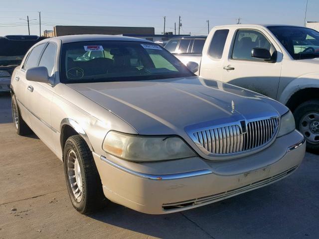 1LNHM83W93Y633300 - 2003 LINCOLN TOWN CAR C TAN photo 1