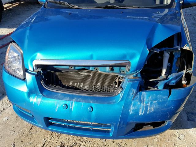 KL1TD56E09B378829 - 2009 CHEVROLET AVEO LS BLUE photo 7