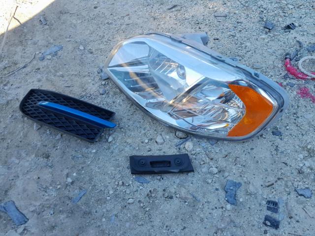 KL1TD56E09B378829 - 2009 CHEVROLET AVEO LS BLUE photo 9