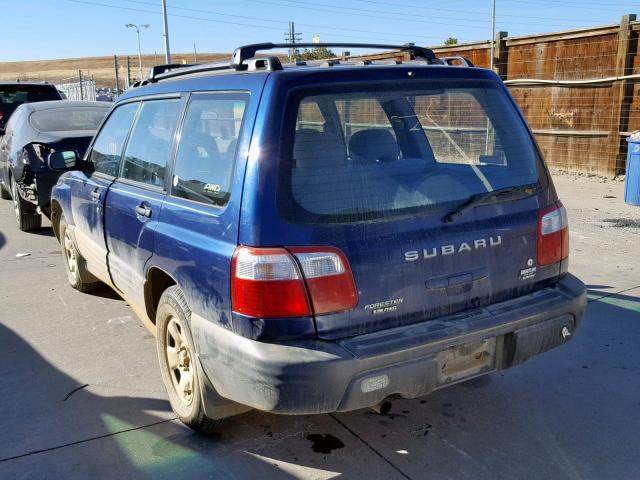 JF1SF63582H747518 - 2002 SUBARU FORESTER L BLUE photo 3