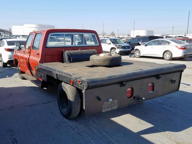 CCW33AZ138444 - 1980 CHEVROLET C30 CREWCB RED photo 3