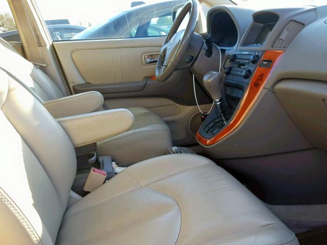 JTJGF10U110114402 - 2001 LEXUS RX 300 GOLD photo 5