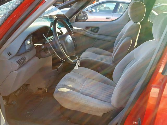 1GMDU06E3TT220840 - 1996 PONTIAC TRANS SPOR RED photo 5