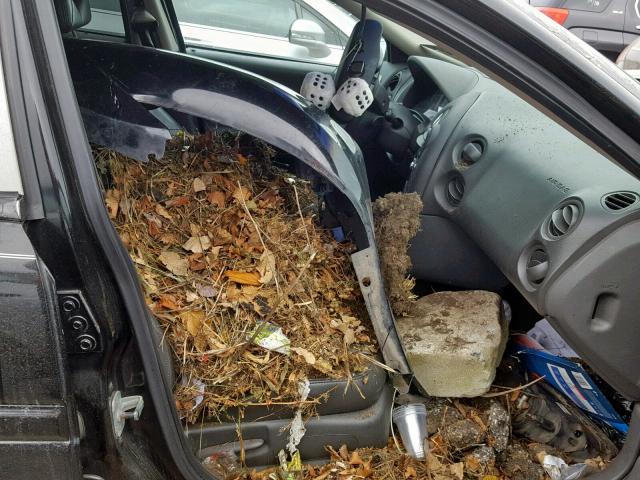 2G2WR524941273210 - 2004 PONTIAC GRAND PRIX BLACK photo 5