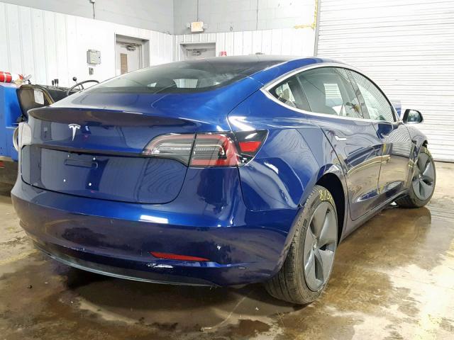 5YJ3E1EA5JF040793 - 2018 TESLA MODEL 3 BLUE photo 4