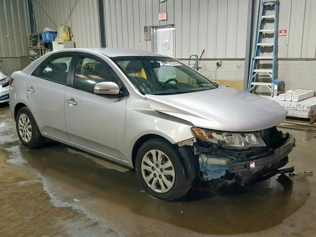 KNAFU4A28B5381640 - 2011 KIA FORTE EX SILVER photo 1