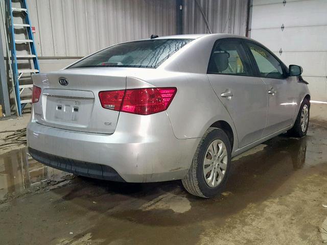 KNAFU4A28B5381640 - 2011 KIA FORTE EX SILVER photo 4