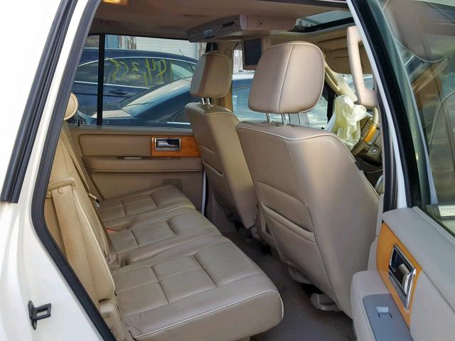 5LMFU28527LJ05599 - 2007 LINCOLN NAVIGATOR Ақ фото 6