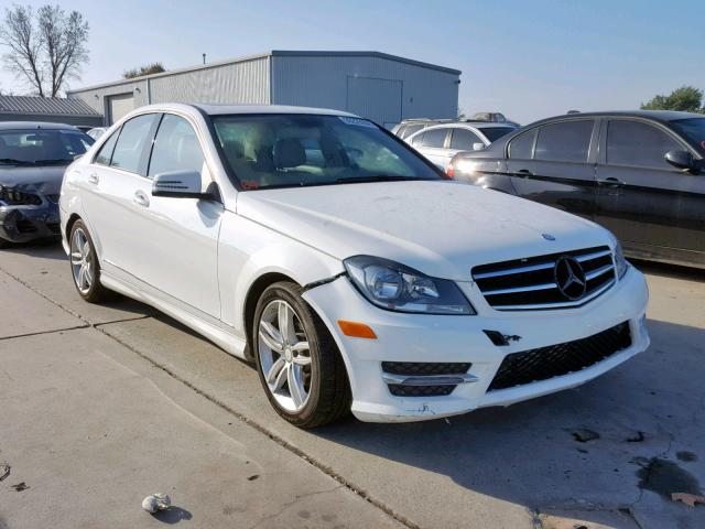 WDDGF4HB0EG205428 - 2014 MERCEDES-BENZ C 250 WHITE photo 1