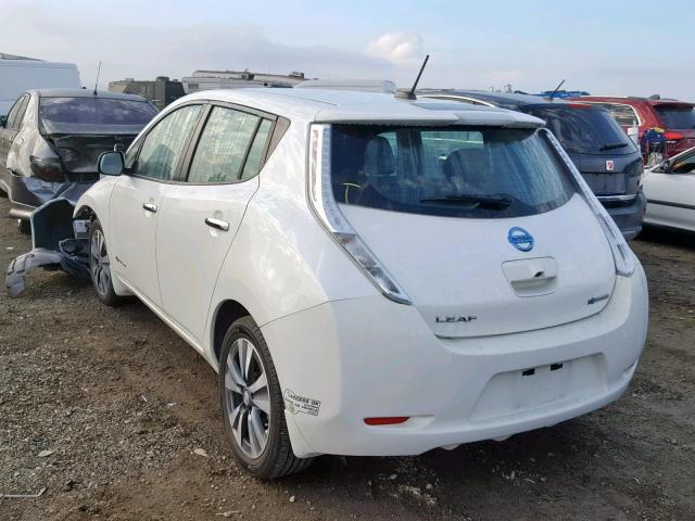 1N4AZ0CP9FC332583 - 2015 NISSAN LEAF S WHITE photo 3