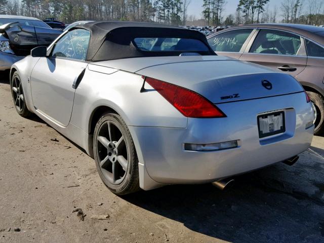 JN1AZ36A75M755760 - 2005 NISSAN 350Z ROADS SILVER photo 3