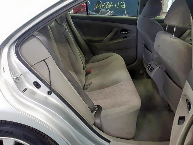 JTNBB46K373010867 - 2007 TOYOTA CAMRY HYBR SILVER photo 6