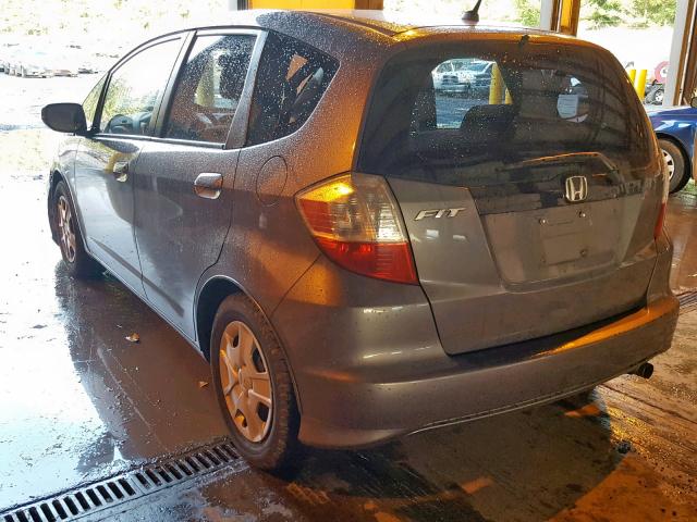 JHMGE8H39DC015371 - 2013 HONDA FIT GRAY photo 3