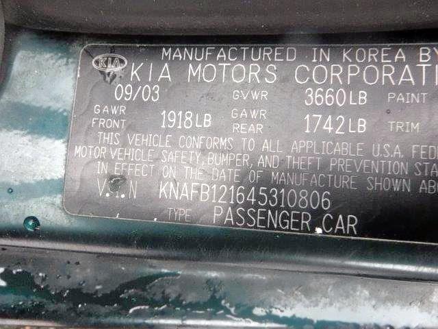 KNAFB121645310806 - 2004 KIA SPECTRA BA GREEN photo 10