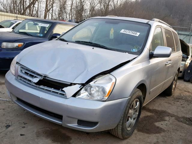 KNDMG4C33A6330854 - 2010 KIA SEDONA LX SILVER photo 2