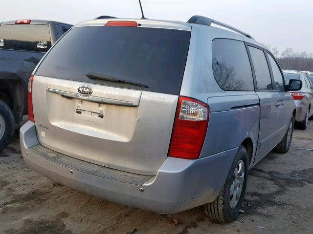 KNDMG4C33A6330854 - 2010 KIA SEDONA LX SILVER photo 4