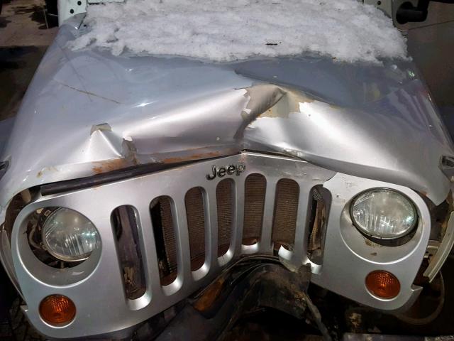 1J4FA24157L151683 - 2007 JEEP WRANGLER X SILVER photo 7