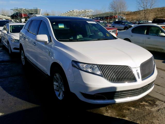 2LMGJ5M93DBL50115 - 2013 LINCOLN MKT WHITE photo 1