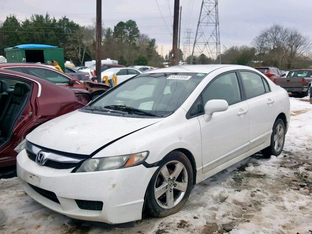 2HGFA1F61AH506752 - 2010 HONDA CIVIC WHITE photo 2