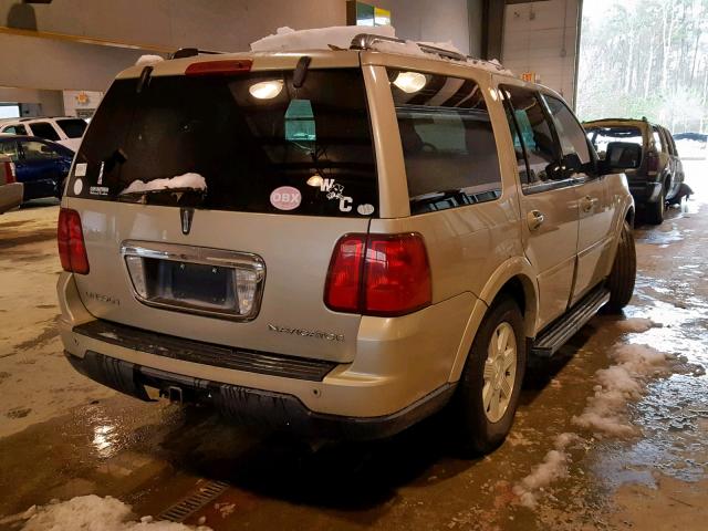 5LMFU27505LJ15000 - 2005 LINCOLN NAVIGATOR Қоңыр фото 4