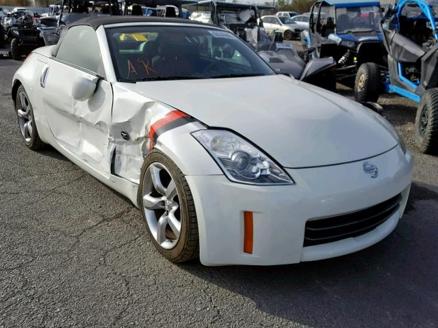 JN1BZ36A67M655527 - 2007 NISSAN 350Z ROADS WHITE photo 1