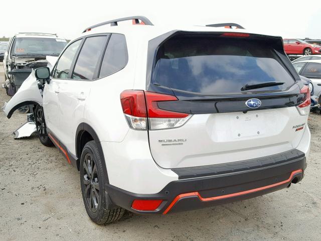 JF2SKAPC0KH413678 - 2019 SUBARU FORESTER S WHITE photo 3